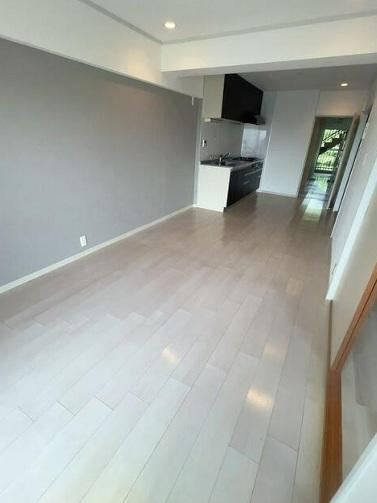 3LDK apartment in Chuo Ward, Kobe, Hyogo - Photo 1