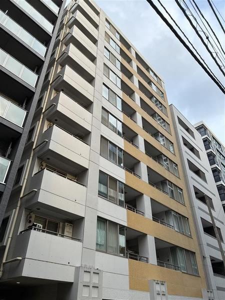 2LDK apartment in Chuo Ward, Tokyo - Photo 1