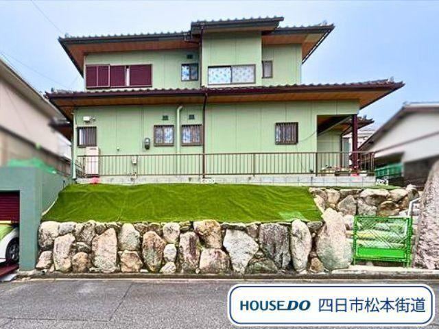5LDK house in Yokkaichi, Mie - Photo 1
