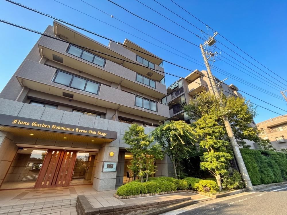 3LDK apartment in Tsurumi Ward, Yokohama, Kanagawa - Photo 1