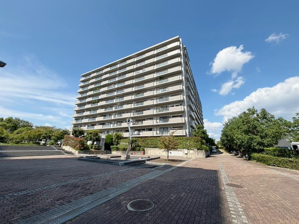 3LDK apartment in Fushimi Ward, Kyoto - Photo 1