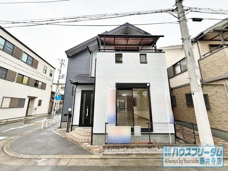 3LDK house in Sakai Ward, Sakai, Osaka - Photo 1