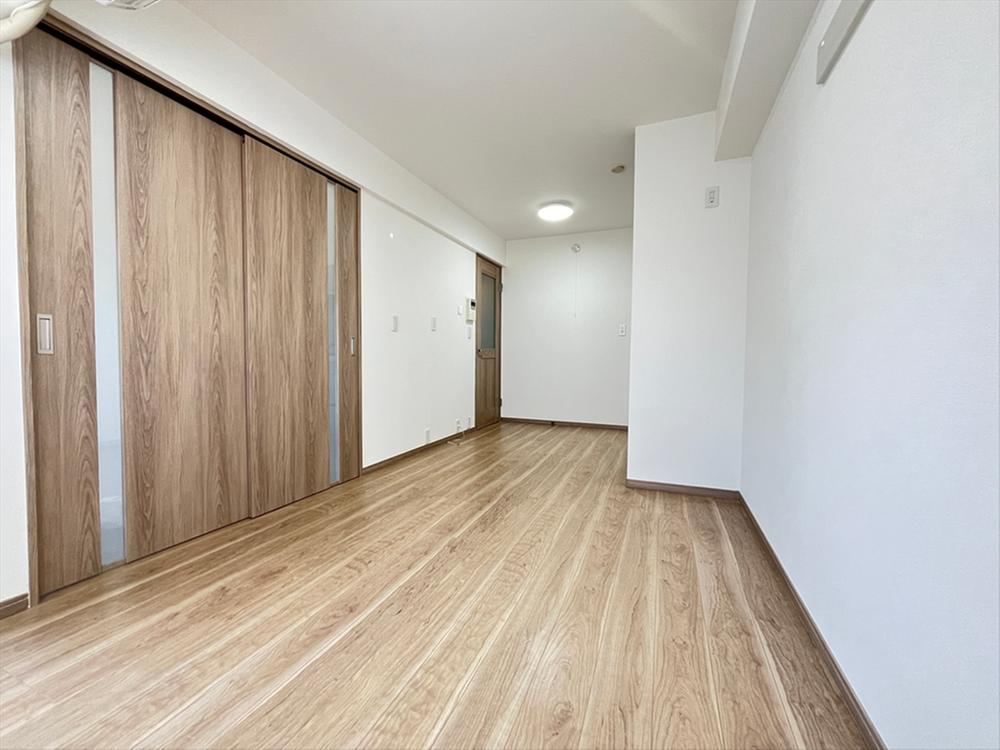 1LDK apartment in Ayase, Kanagawa - Photo 1