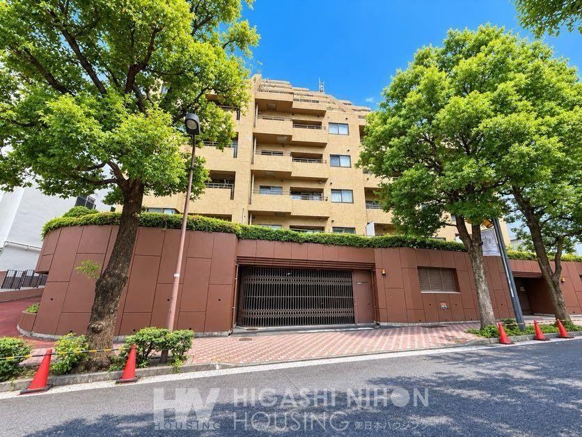 1LDK apartment in Shibuya Ward, Tokyo - Photo 1