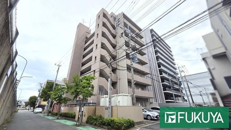 2LDK apartment in Higashi Ward, Fukuoka - Photo 1