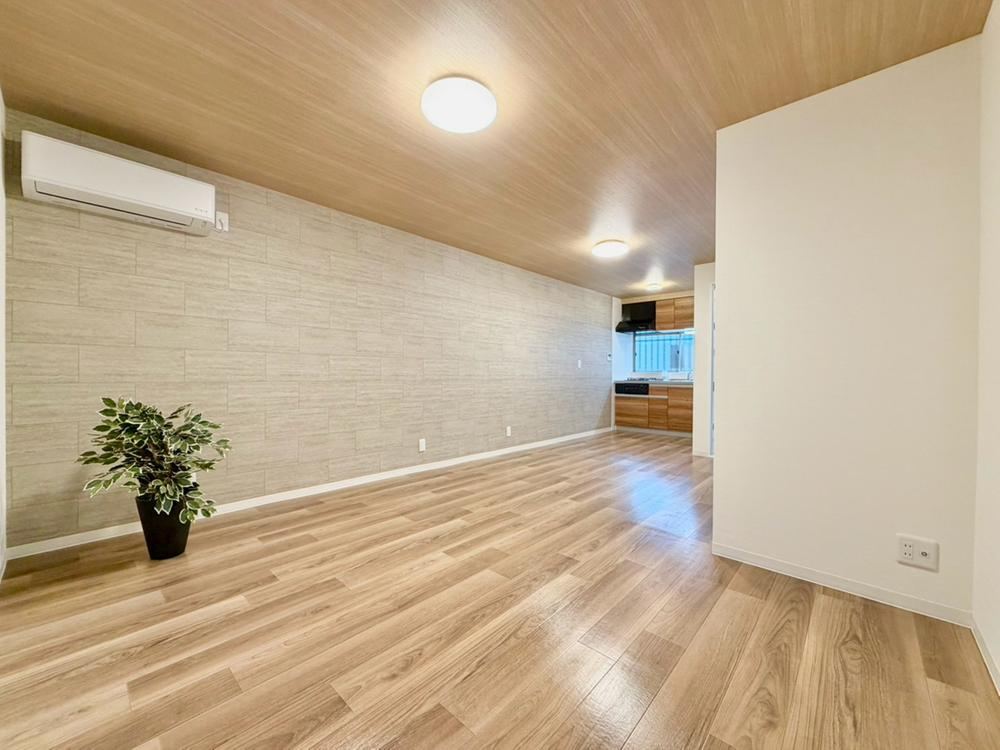 3LDK house in Toyonaka, Osaka - Photo 1