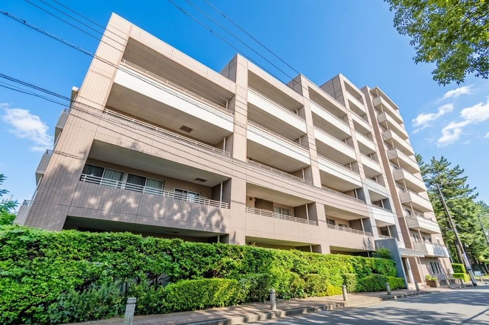 4LDK apartment in Funabashi, Chiba - Photo 1