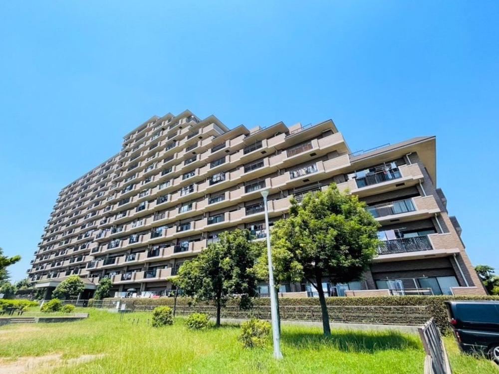 3LDK apartment in Yachiyo, Chiba - Photo 1