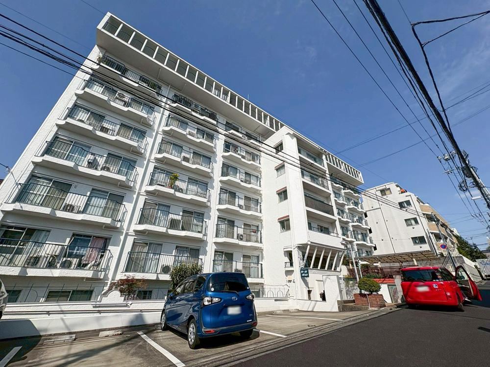 2LDK apartment in Suginami Ward, Tokyo - Photo 1