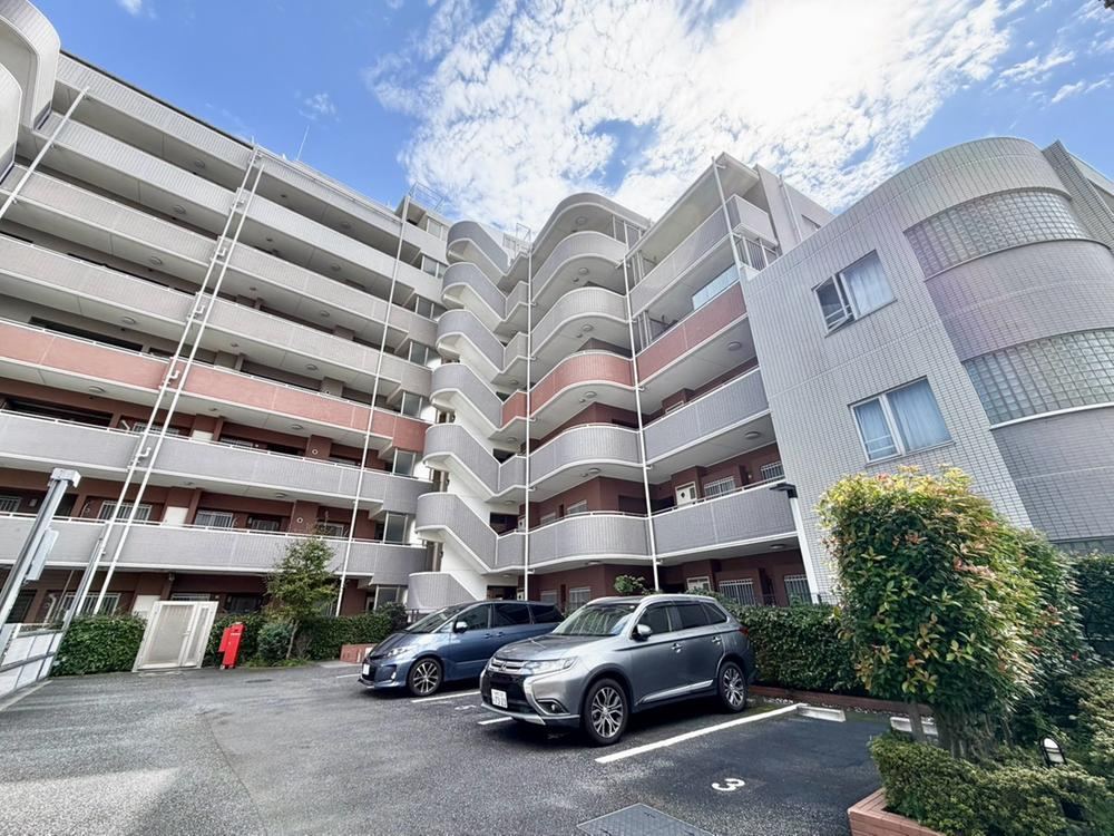3LDK apartment in Nerima Ward, Tokyo - Photo 1
