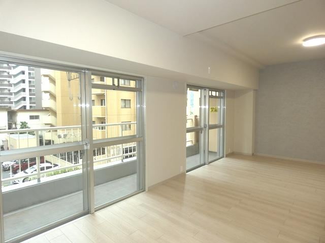 2LDK apartment in Minami Ward, Hiroshima - Photo 1