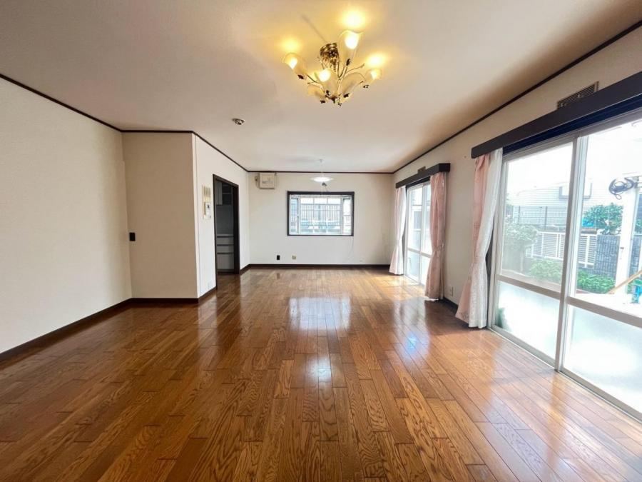 5LDK+S house in Kita Ward, Kobe, Hyogo - Photo 1