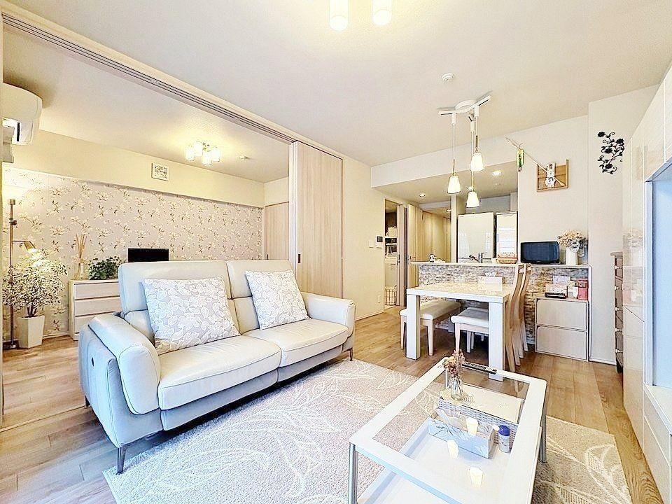2LDK apartment in Edogawa Ward, Tokyo - Photo 1