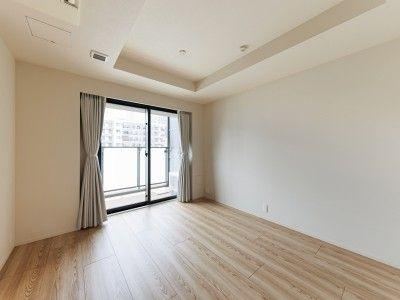 2LDK apartment in Minato Ward, Tokyo - Photo 1