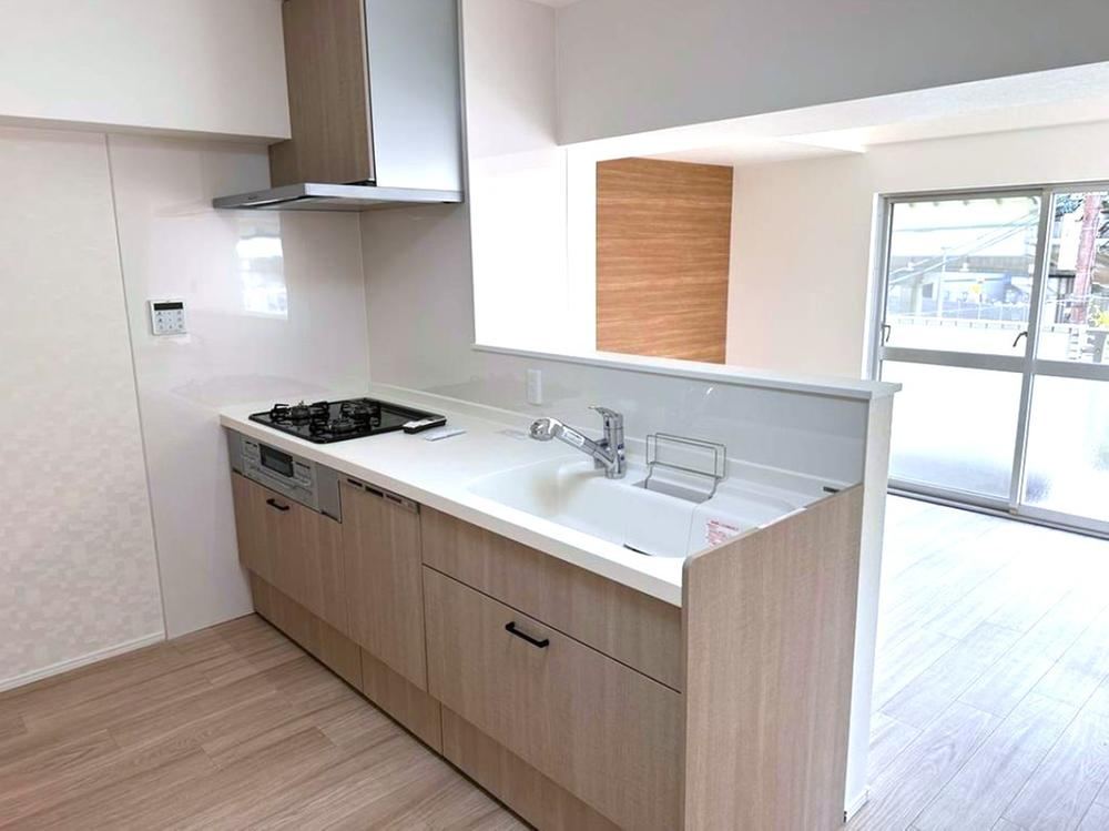 2LDK apartment in Nishi Ward, Osaka - Photo 1