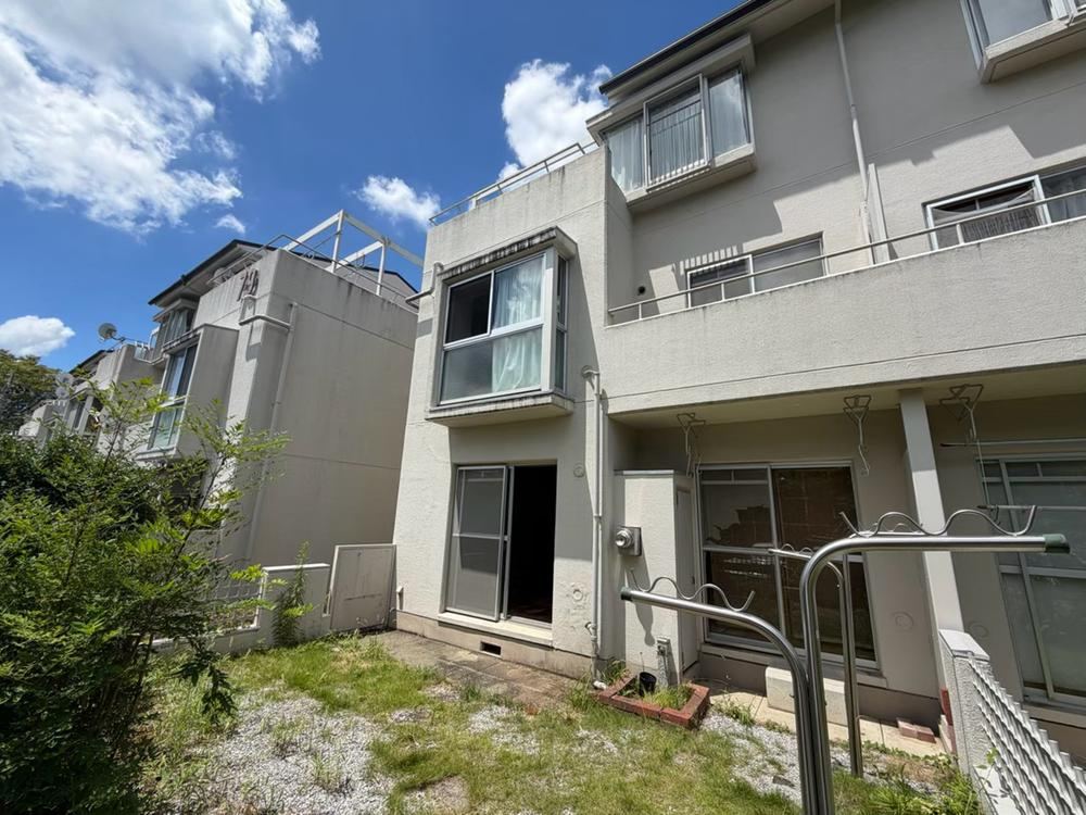 3LDK apartment in Hachioji, Tokyo - Photo 1