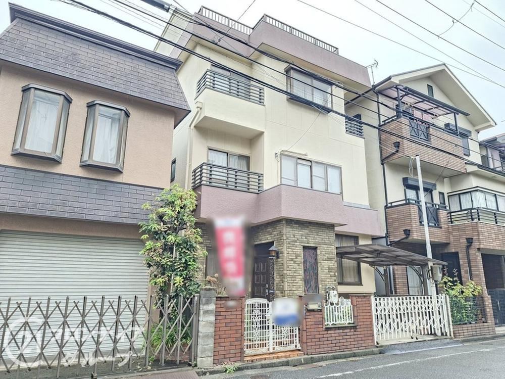 6DK house in Neyagawa, Osaka - Photo 1
