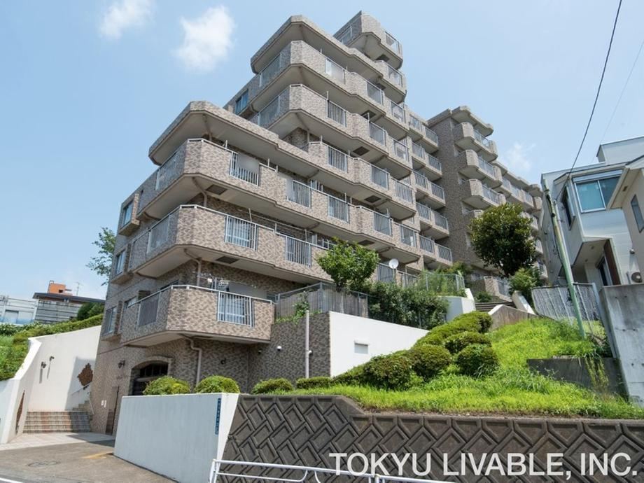 1LDK+S apartment in Aoba Ward, Yokohama, Kanagawa - Photo 1