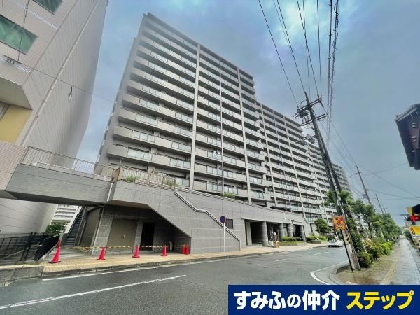 4LDK apartment in Kusatsu, Shiga - Photo 1