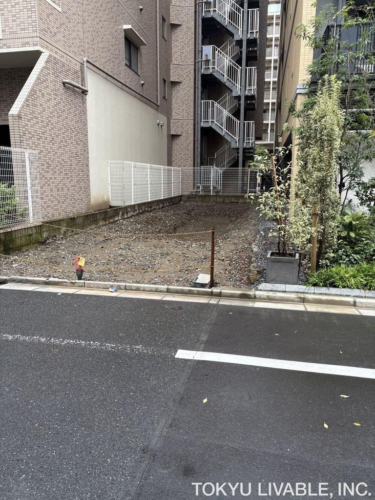 74 m² land in Taito Ward, Tokyo - Photo 1