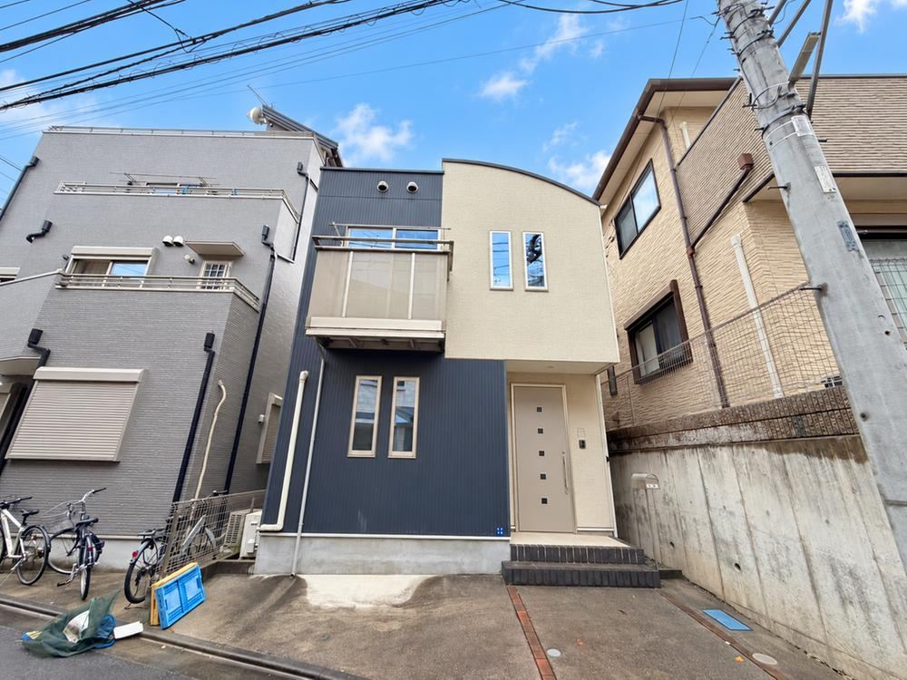 3LDK house in Itabashi Ward, Tokyo - Photo 1