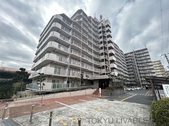 4LDK apartment in Takaishi