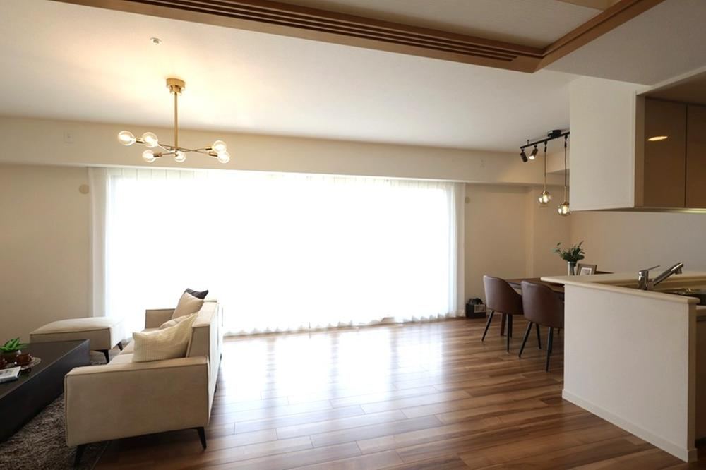 4LDK apartment in Mino, Osaka - Photo 1