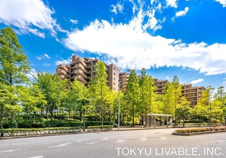 3LDK apartment in Tsuzuki Ward, Yokohama, Kanagawa - Photo 1
