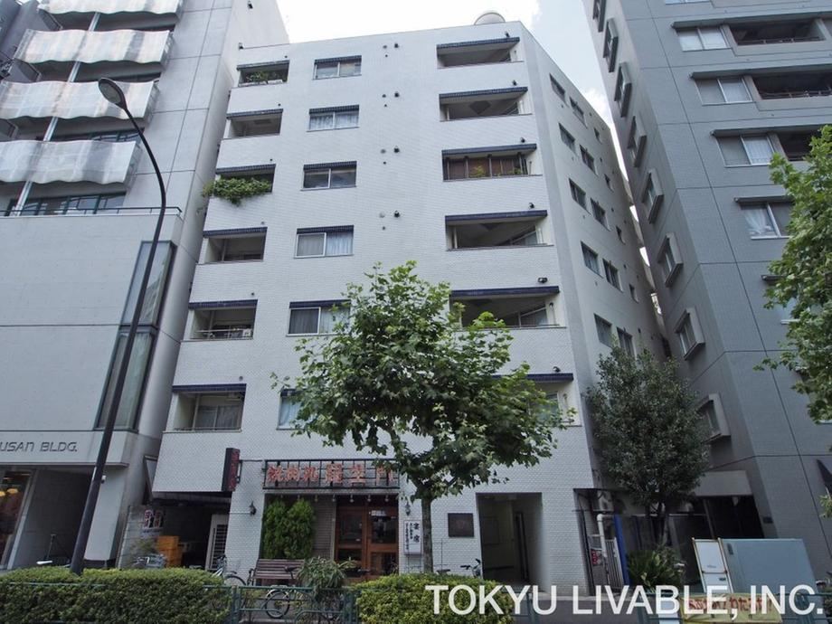 1DK apartment in Shinjuku Ward, Tokyo - Photo 1