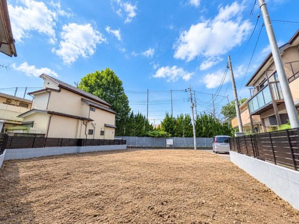 221 m² land in Suginami Ward, Tokyo - Photo 1