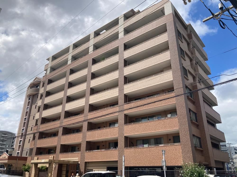 3LDK+S apartment in Hakata Ward, Fukuoka - Photo 1