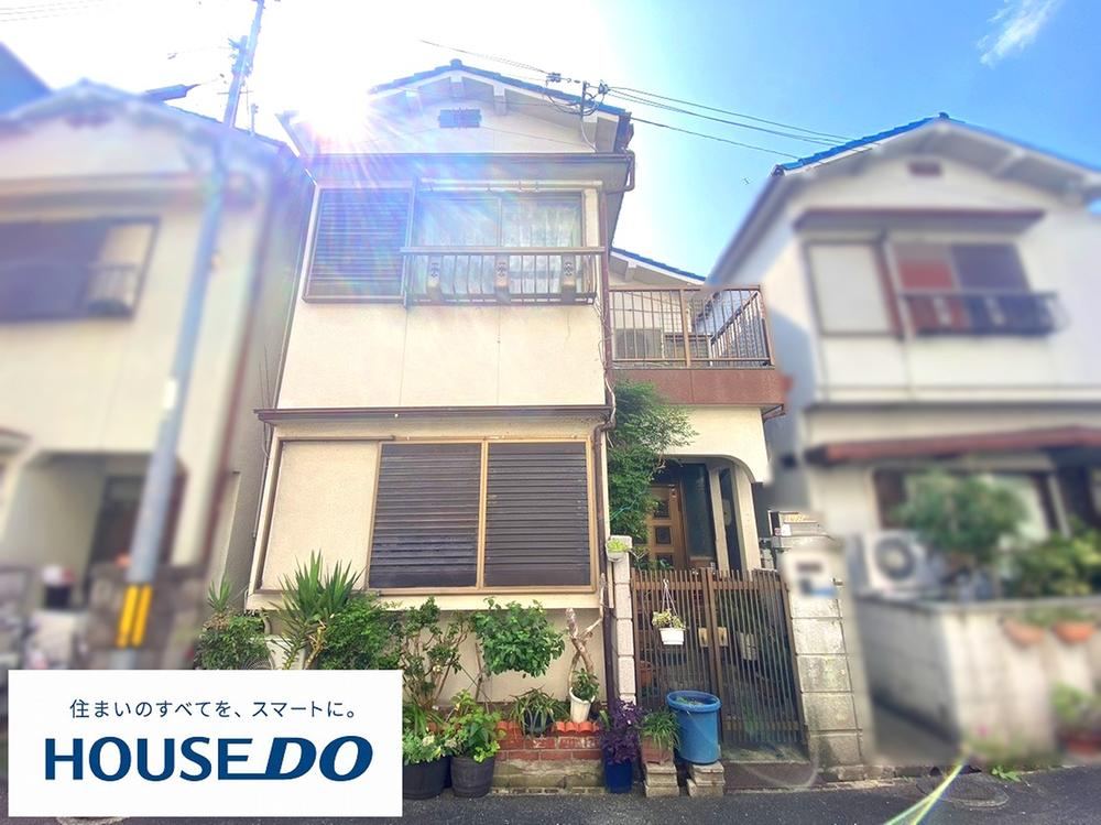 4LDK house in Neyagawa, Osaka - Photo 1