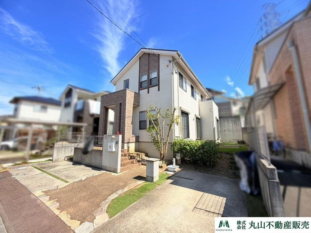 4LDK house in Ikoma, Nara - Photo 1