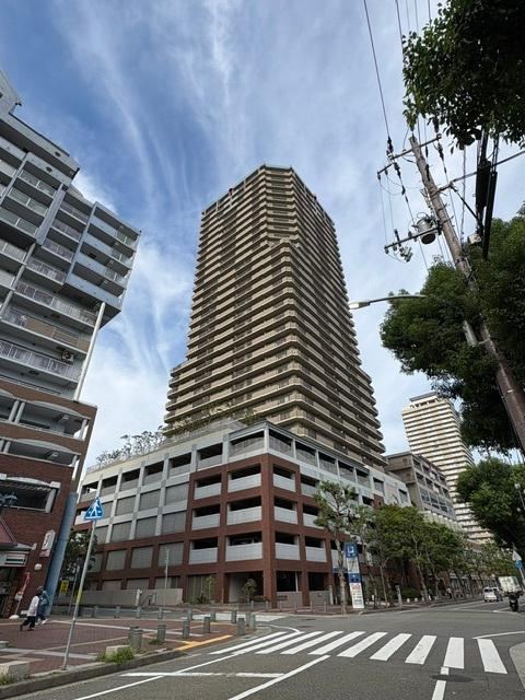 3LDK apartment in Hyogo Ward, Kobe, Hyogo - Photo 1