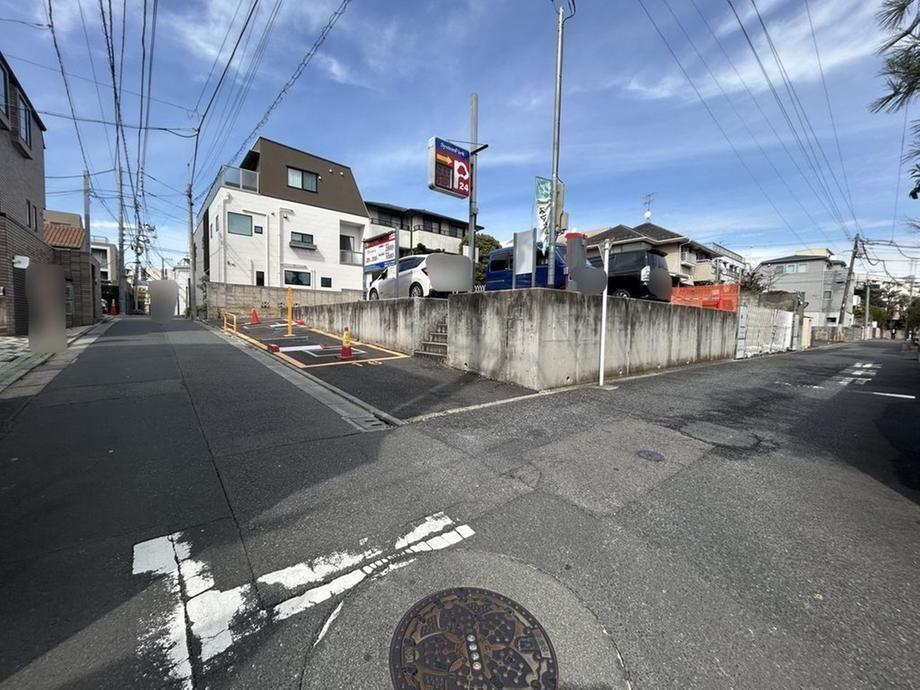 120 m² land in Shinjuku Ward, Tokyo - Photo 1