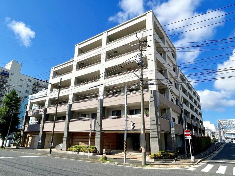 3LDK apartment in Naka Ward, Yokohama, Kanagawa - Photo 1