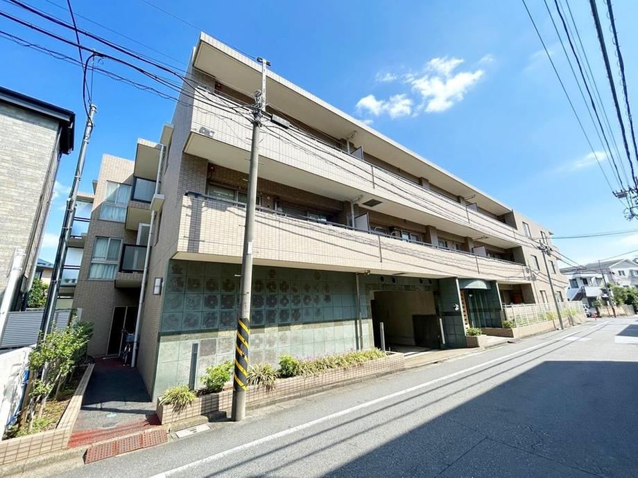 4LDK apartment in Suginami Ward, Tokyo - Photo 1