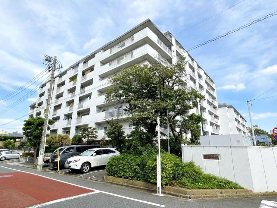 3DK apartment in Setagaya Ward, Tokyo - Photo 1