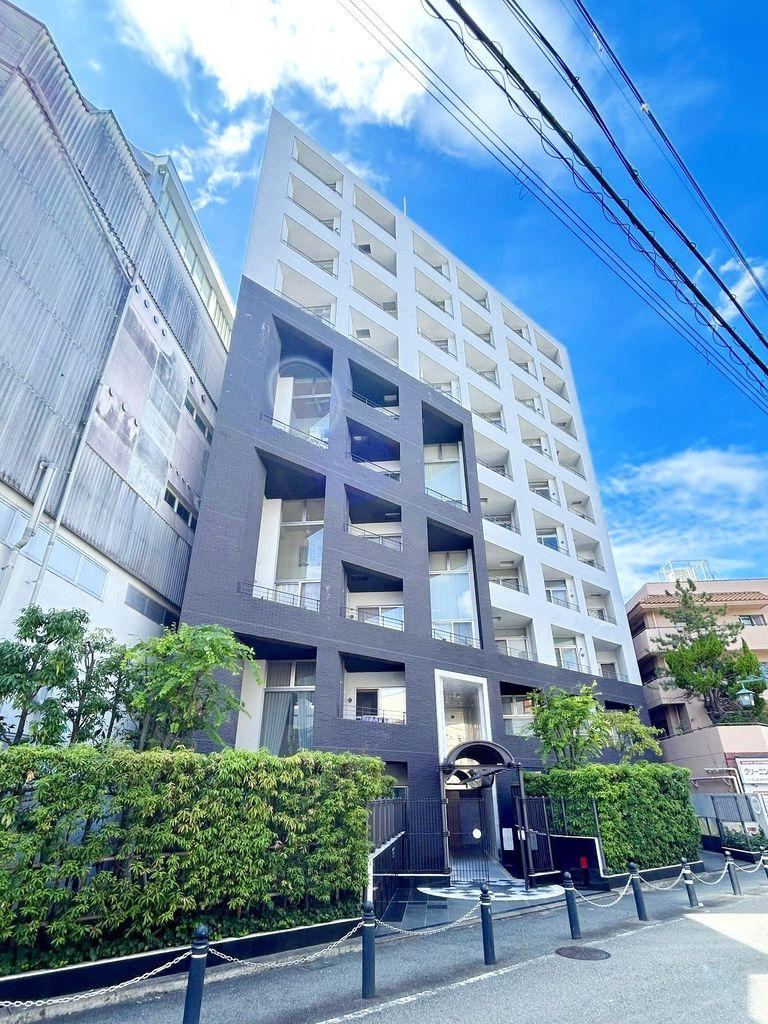 3LDK apartment in Amagasaki, Hyogo - Photo 1