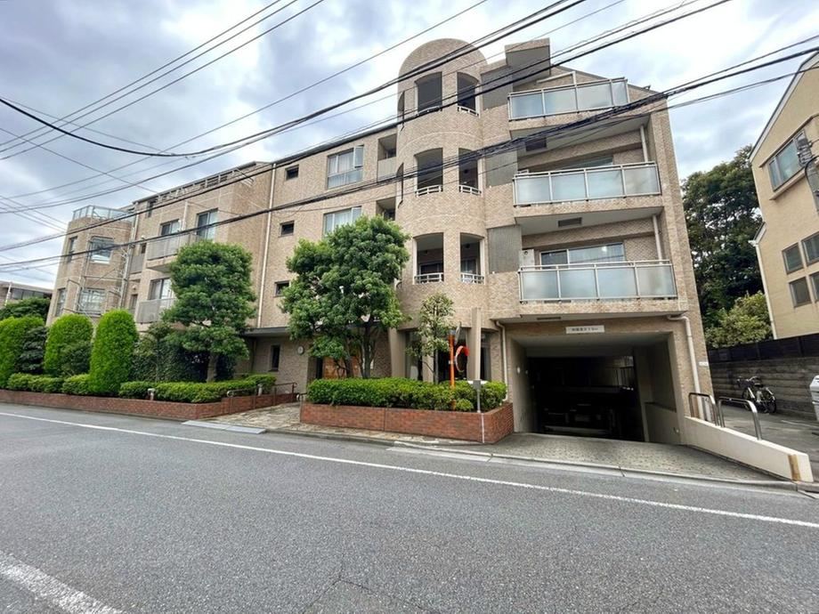 3LDK apartment in Toshima Ward, Tokyo - Photo 1