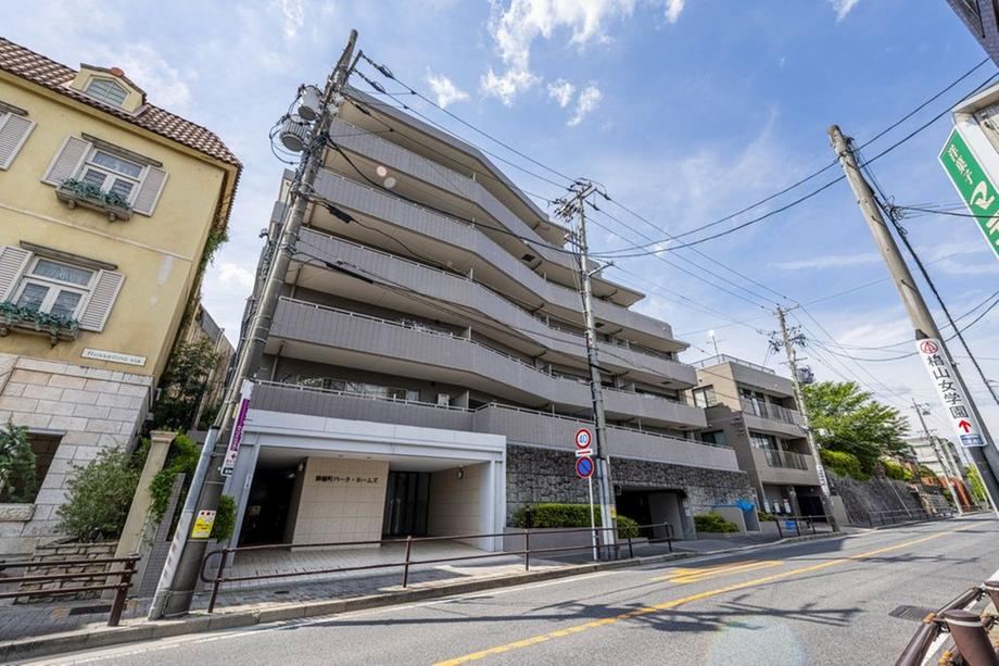 4LDK apartment in Chikusa Ward, Nagoya, Aichi - Photo 1