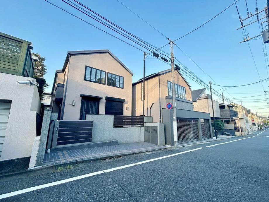 187 m² land in Setagaya Ward, Tokyo - Photo 1
