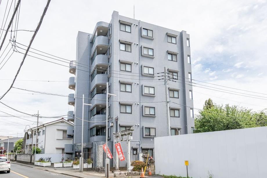 2LDK+S apartment in Koganei, Tokyo - Photo 1