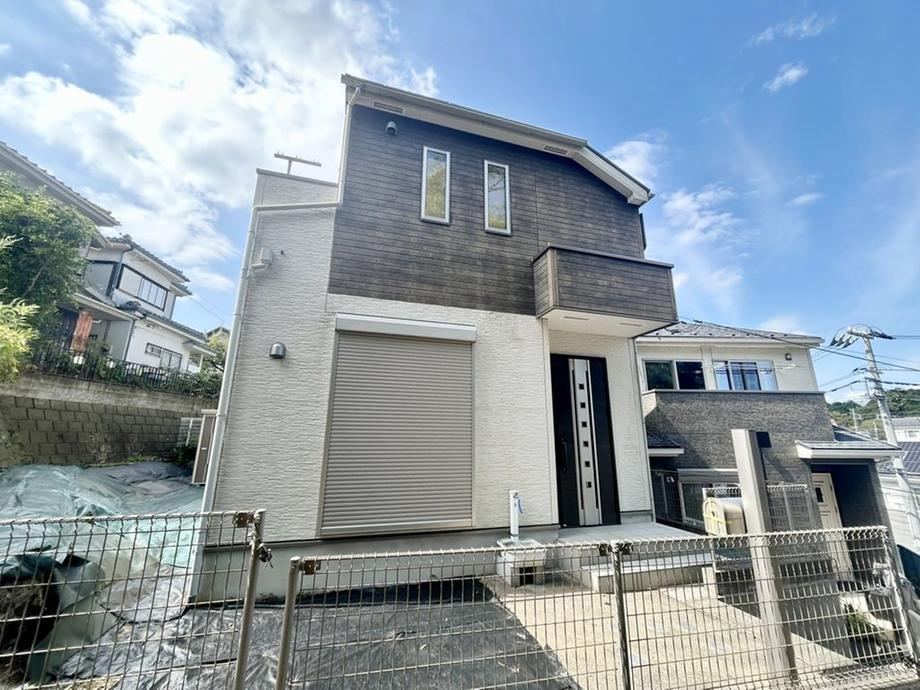 4LDK house in Konan Ward, Yokohama, Kanagawa - Photo 1