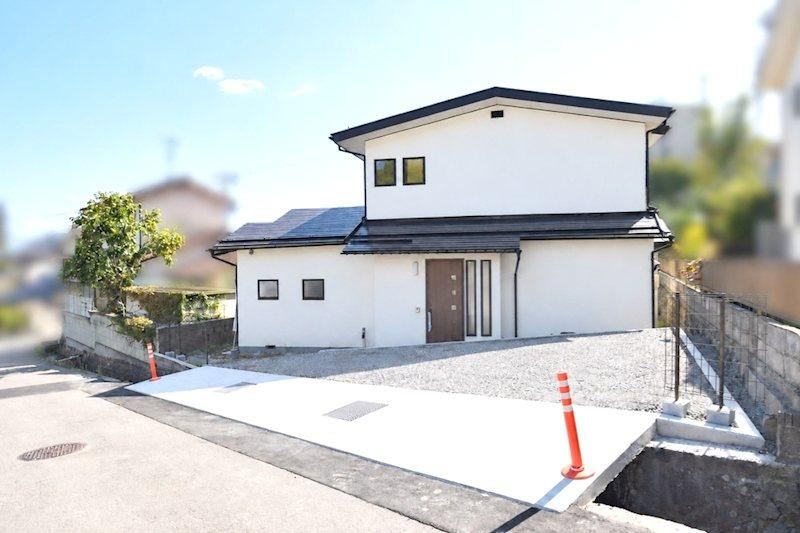 4LDK house in Nagano, Nagano - Photo 1