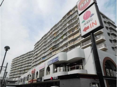 3LDK apartment in Hodogaya Ward, Yokohama, Kanagawa - Photo 1