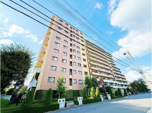 3LDK apartment in Koto Ward, Tokyo - Photo 1