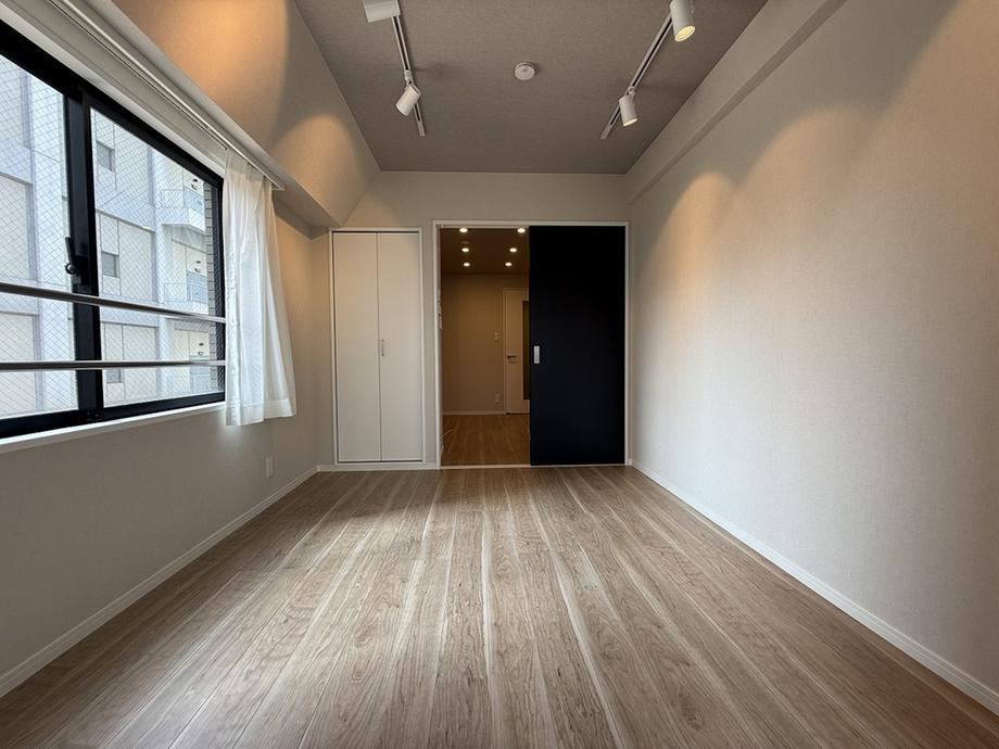 1DK apartment in Minato Ward, Tokyo - Photo 1