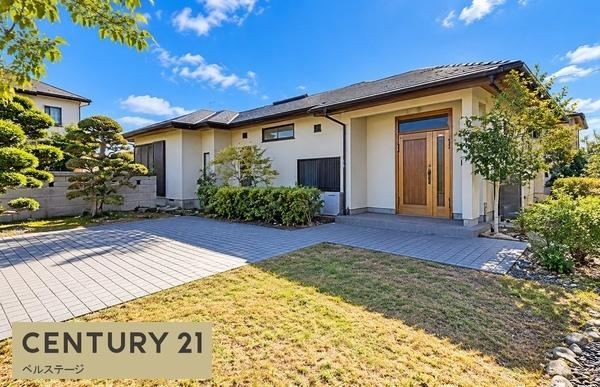 4LDK house in Oamishirasato, Chiba - Photo 1