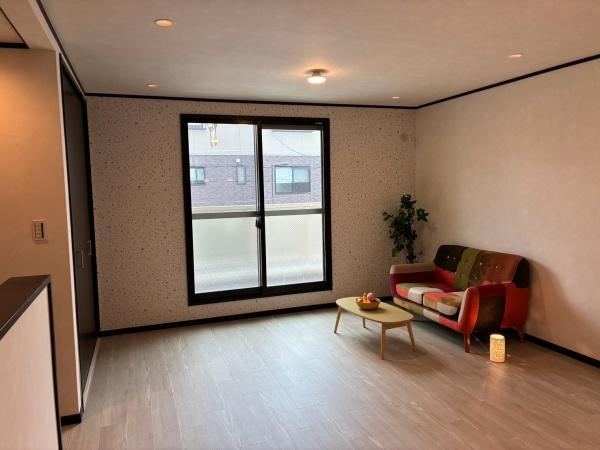 4LDK house in Yodogawa Ward, Osaka - Photo 1
